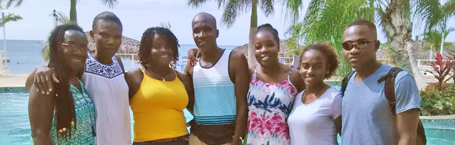 Marla’s Minute: How Jamaicans Enjoy the Beach
